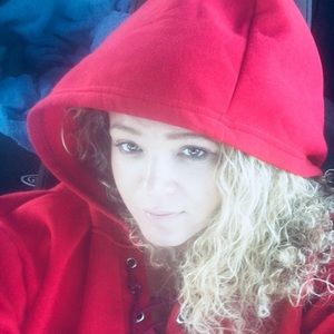 Meet your Posher, Tara